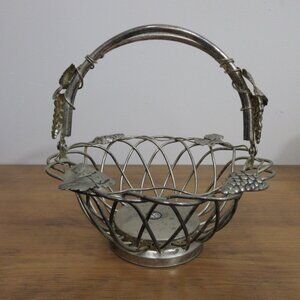 Godinger Silver Art CO. LTD Leaf Adorned Grapevine Wired Basket w/ Swing Handle